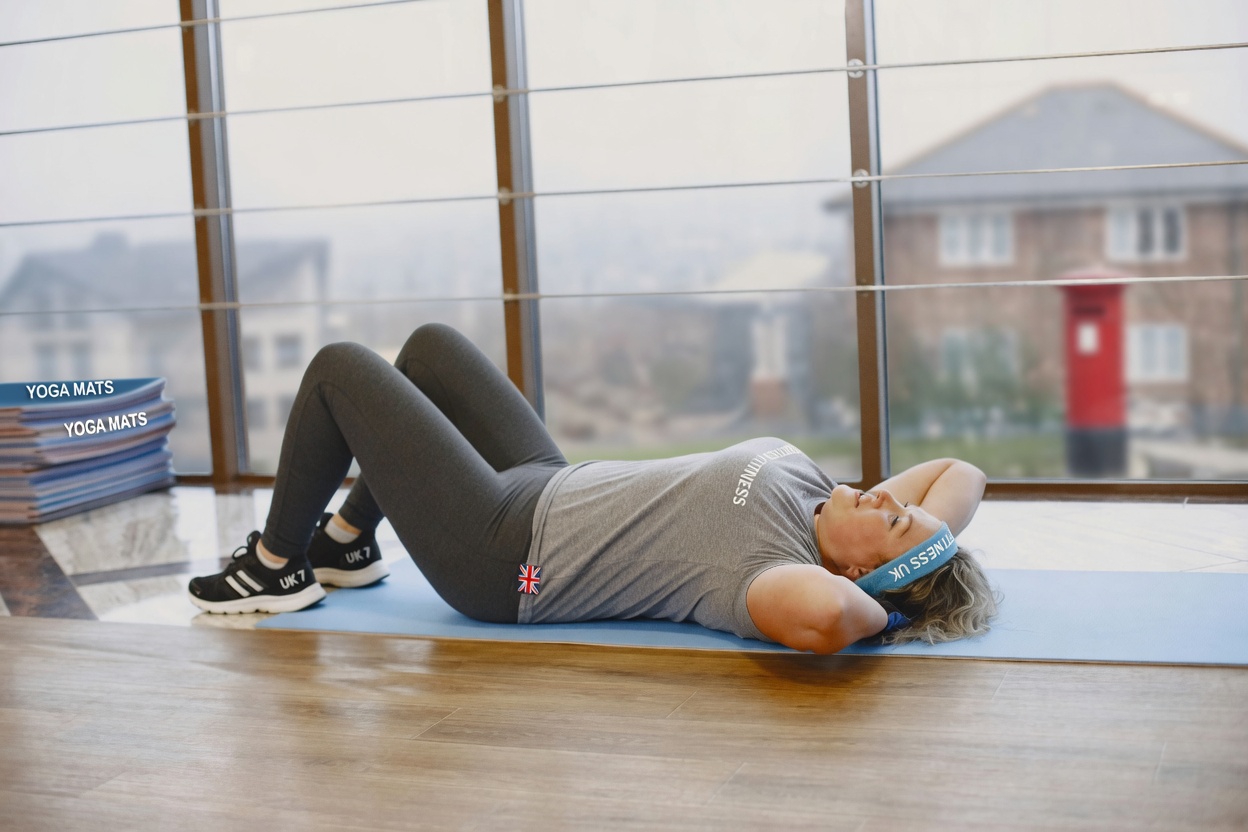 7 Simple Core Strength Exercises That Protect Your Back and Improve Balance After 40