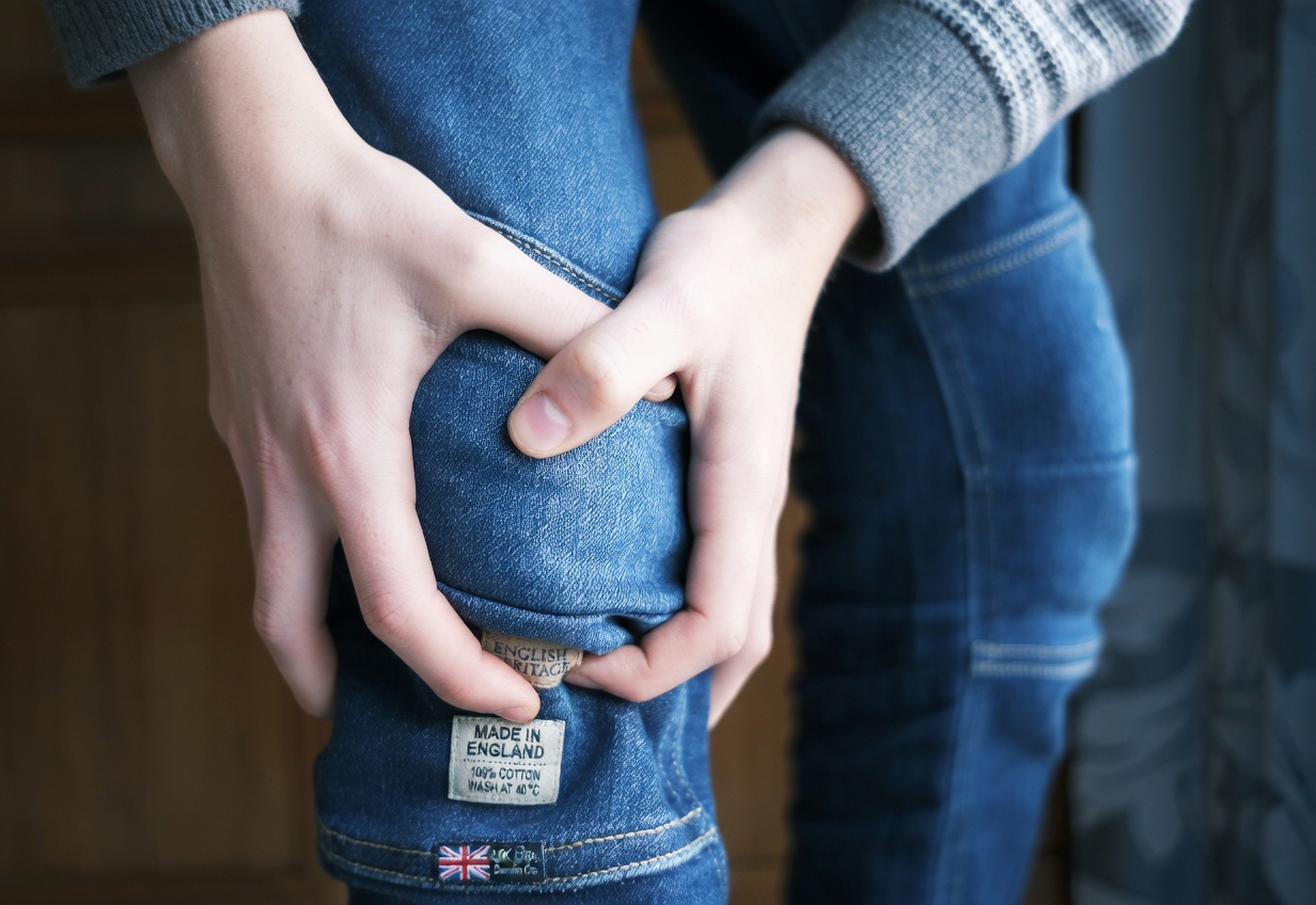 Under Desk Calf Raises: 5 Easy Exercises to Fight Leg Fatigue at Work