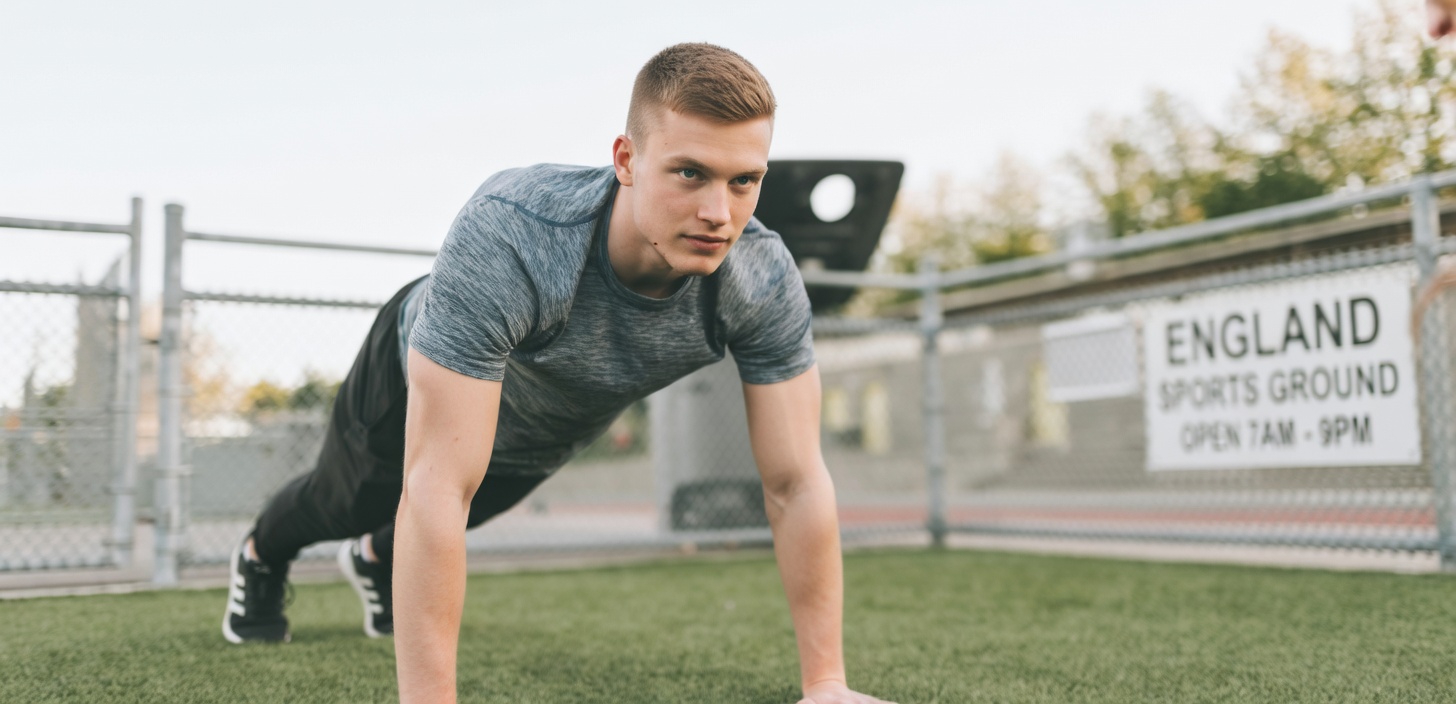 The Ultimate Full-Body Workout for Men Over 40, According to Experts